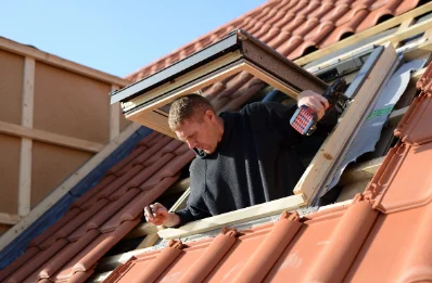 Pose de fenêtres de toit Velux à Haie-Fouassière